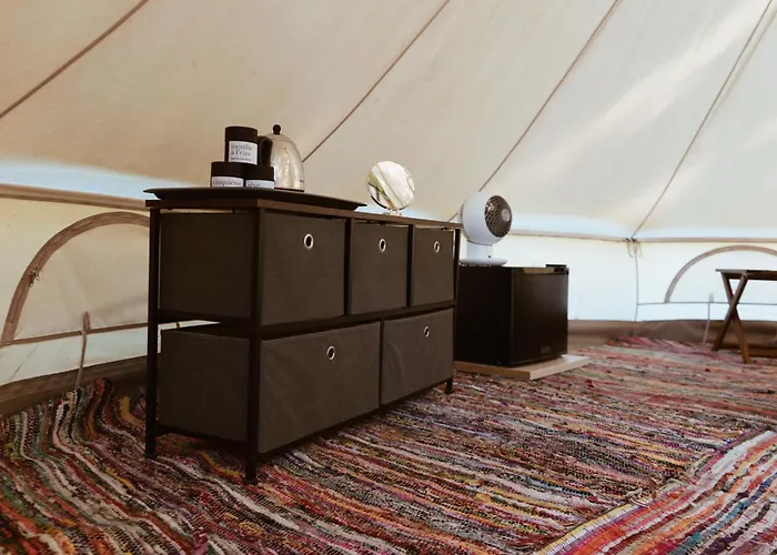 Luxe tent Village Del Mar *